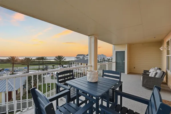 $479,000 | 27010 Estuary Drive, Unit 203, Galveston, TX 77554
