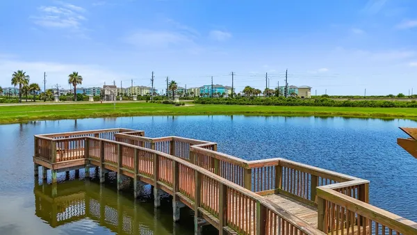 $479,000 | 27010 Estuary Drive, Unit 203, Galveston, TX 77554