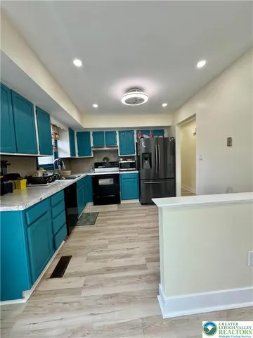 $2,700 | 205 Earl Drive, Brodheadsville, PA 18322