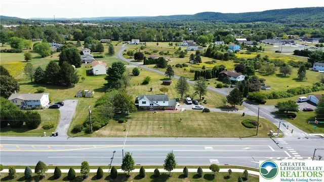 $2,600 | 205 Earl Drive, Brodheadsville, PA 18322