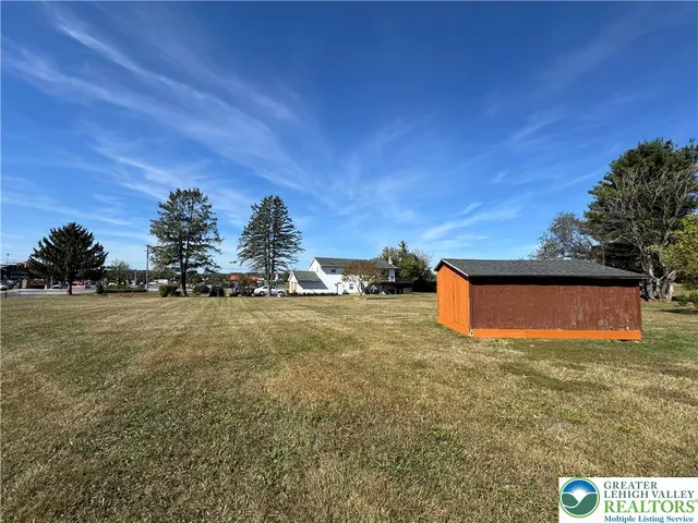 $2,600 | 205 Earl Drive, Brodheadsville, PA 18322