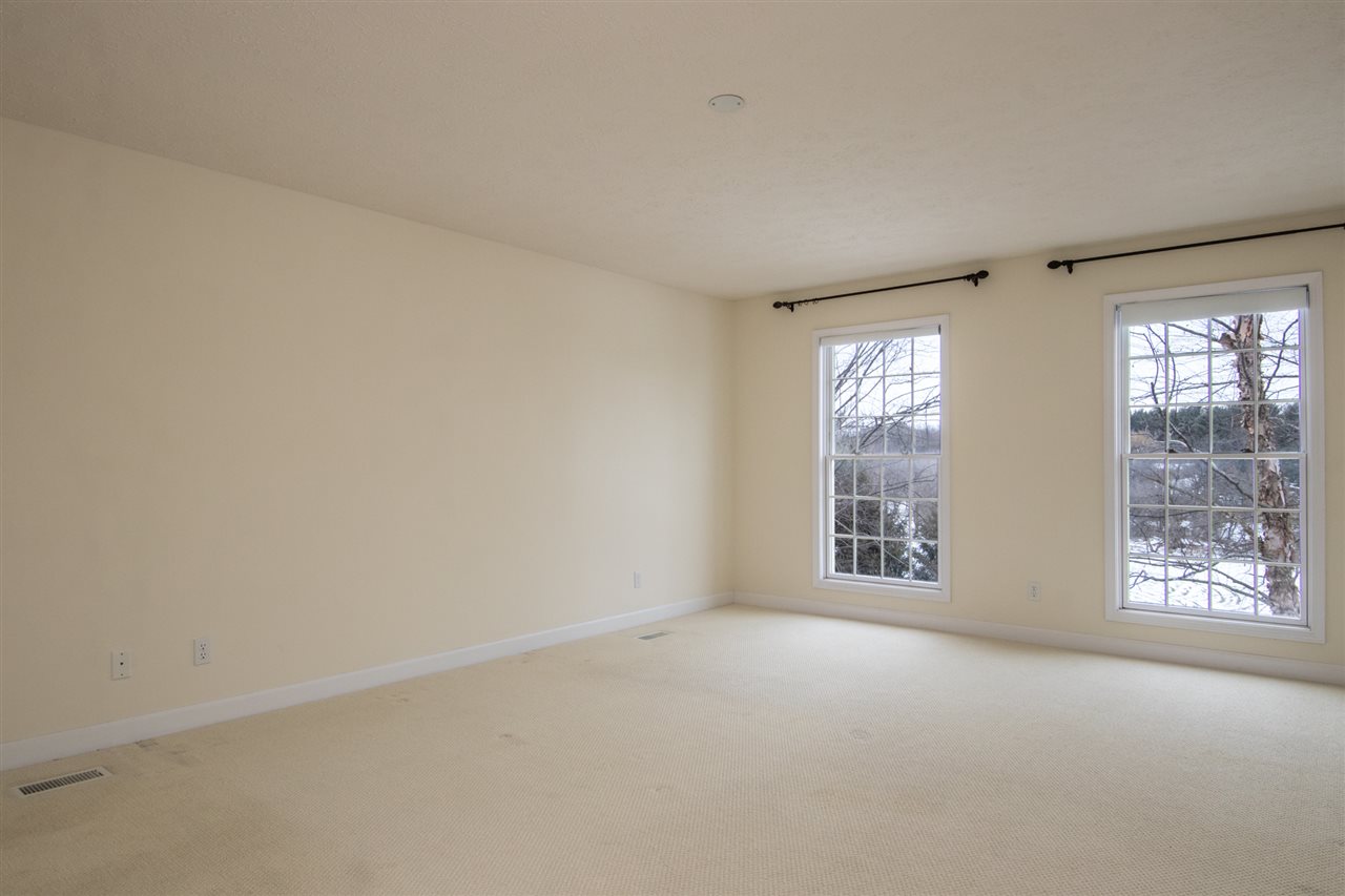 8236 Killarney Aire Road Roscoe, IL 61073 - Photo 17 of 25 Gallery Image 17