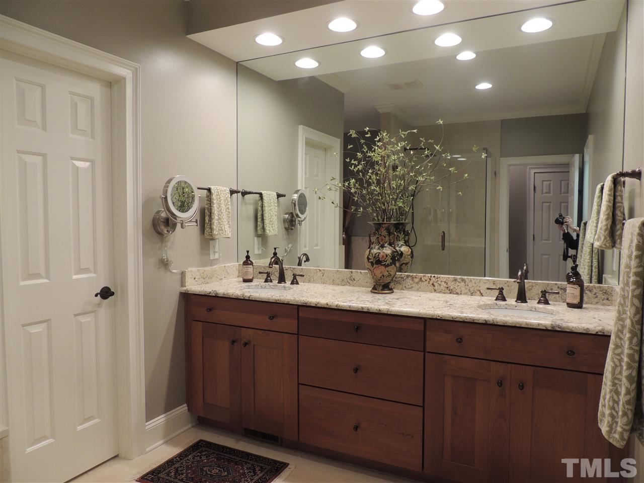 404 Cedar Ridge Way Durham, NC 27705 - Photo 13 of 21 Gallery Image 13
