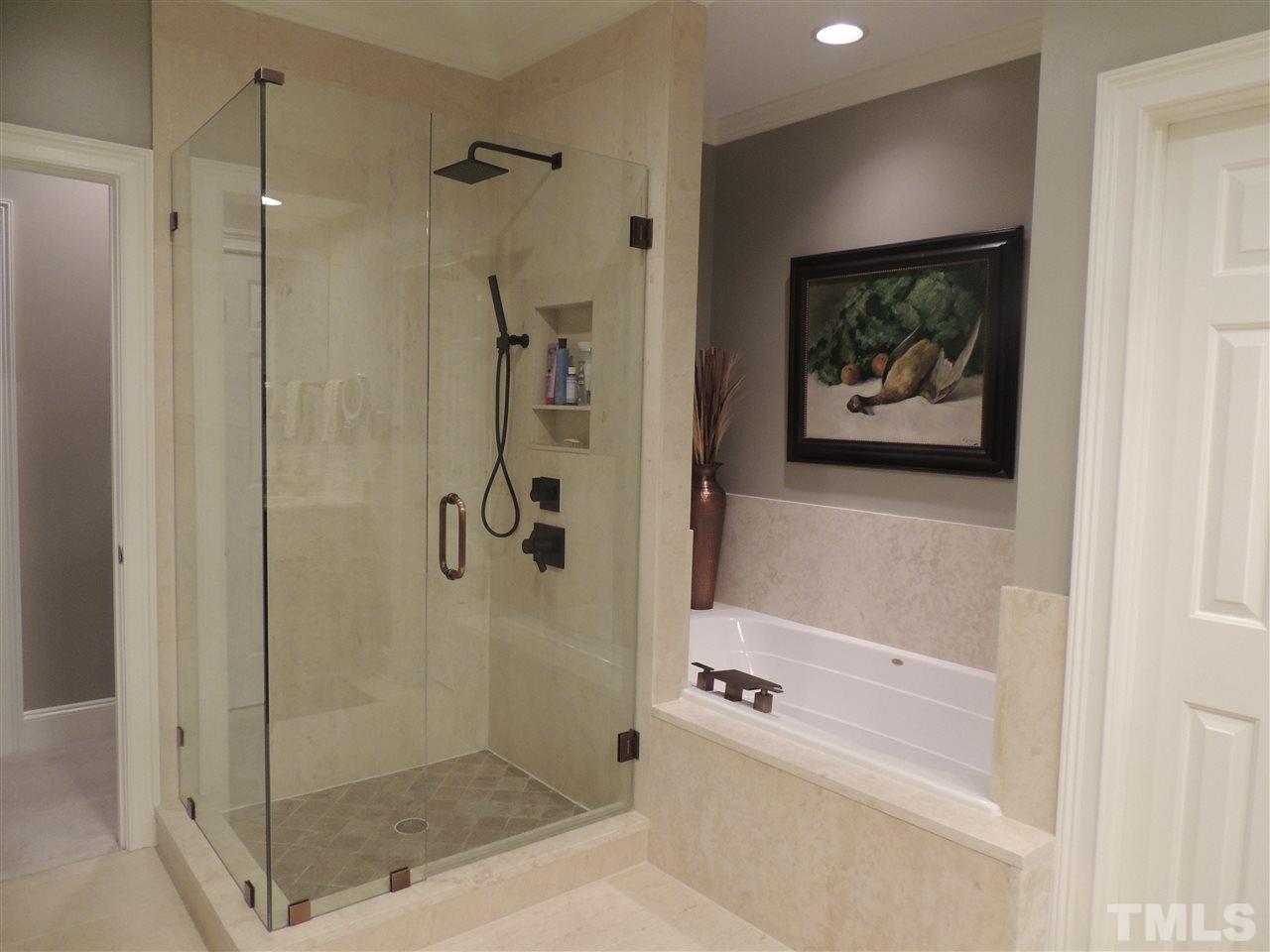 404 Cedar Ridge Way Durham, NC 27705 - Photo 14 of 21 Gallery Image 14