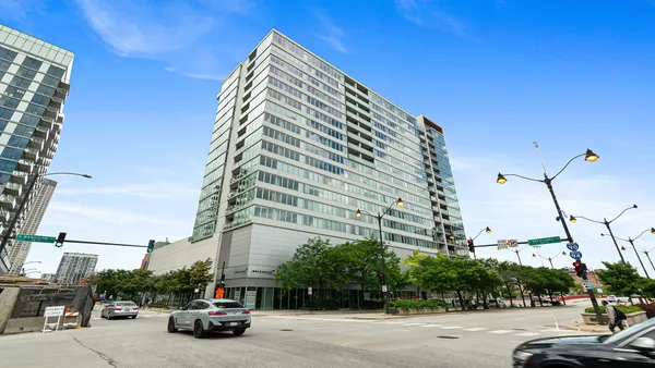 $474,900 | 659 West Randolph Street, Unit 1016, Chicago, IL 60661