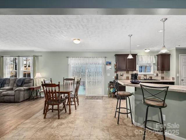 $365,000 | 92 Suncrest Drive, Mars Hill, NC 28754