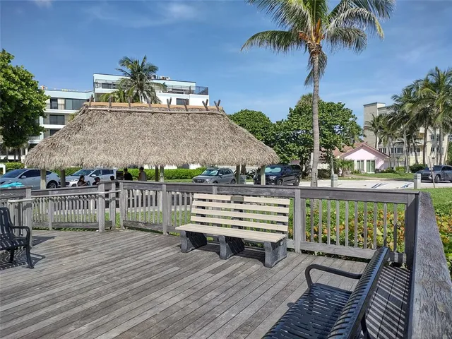 $1,650,000 | 665 Southeast 21st Avenue, Unit 502, Deerfield Beach, FL 33441