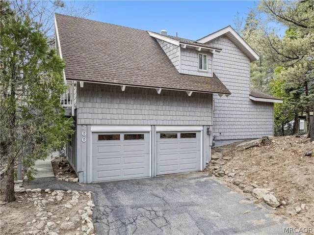 $1,050,000 | 200 Birchwood Drive, Lake Arrowhead, CA 92352