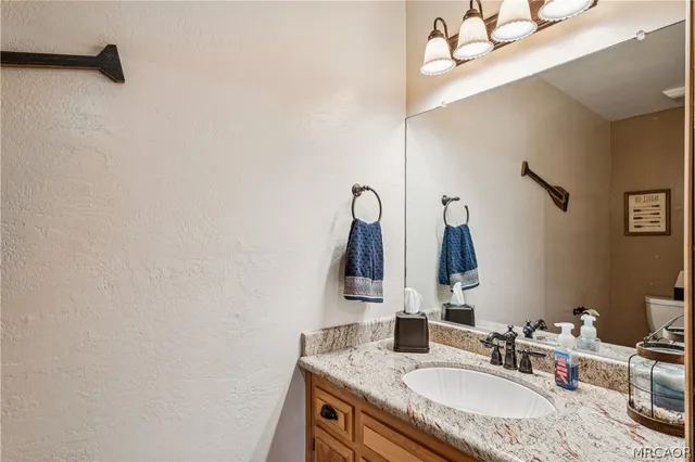 $1,050,000 | 200 Birchwood Drive, Lake Arrowhead, CA 92352