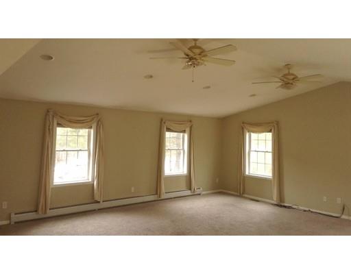 3 Camile Road Webster, MA 01570 - Photo 10 of 29 Gallery Image 10