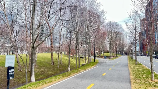 $2,900 | 2 Earhart Street, Unit 318, Cambridge, MA 02141