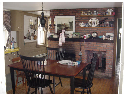 327 Boston Road Sutton, MA 01590 - Photo 4 of 10 Gallery Image 4