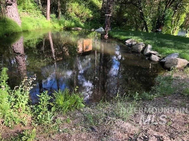 $2,950,000 | 840-842 Banks Lowman Road, Garden Valley, ID 83622