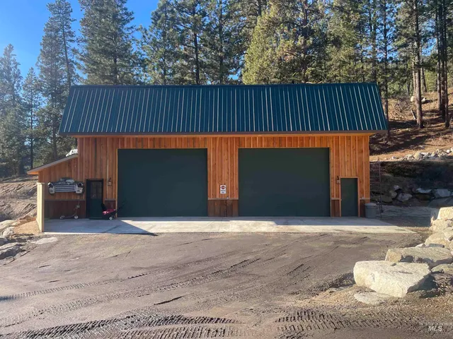 $2,950,000 | 840-842 Banks Lowman Road, Garden Valley, ID 83622