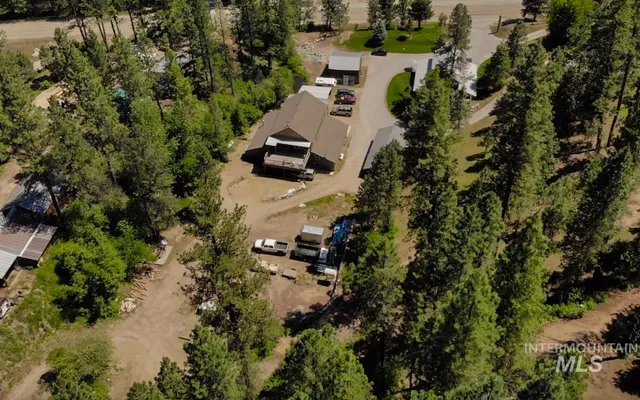 $2,950,000 | 840-842 Banks Lowman Road, Garden Valley, ID 83622