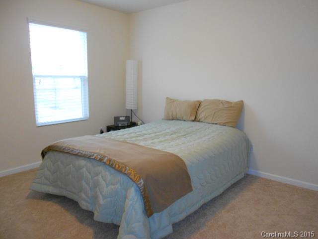 8906 Paddle Oak Road, Unit 403 Charlotte, NC 28227 - Photo 11 of 16 Gallery Image 11