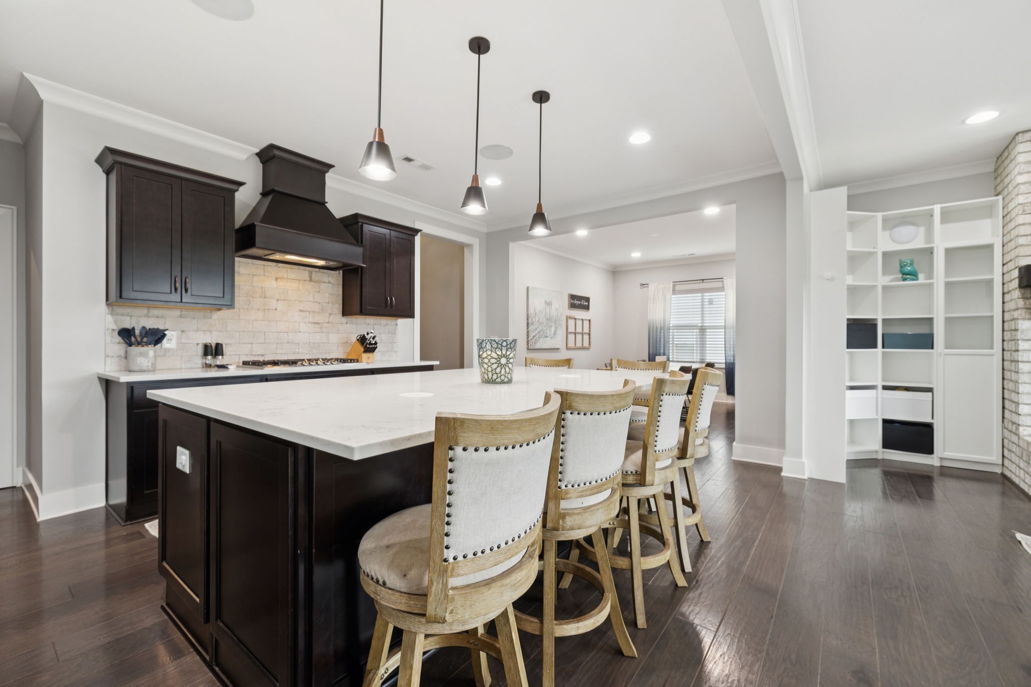 247 Croft Way Mount Juliet, TN 37122 - Photo 17 of 66 a large kitchen with a table and chairs
