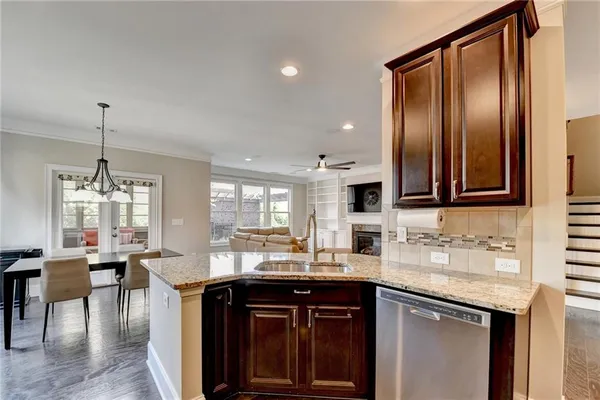 $5,500 | 11653 Parkside Avenue, Alpharetta, GA 30005