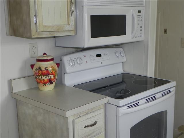 1801 North Riley Avenue Indianapolis, IN 46218 - Photo 7 of 15 Gallery Image 7