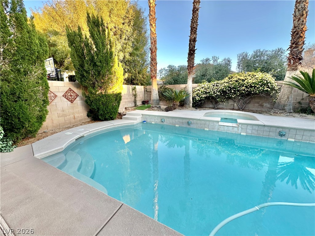 10263 Splendor Ridge Avenue Las Vegas, NV 89135 - Photo 17 of 55 BEAUTIFUL POOL AND SPA.