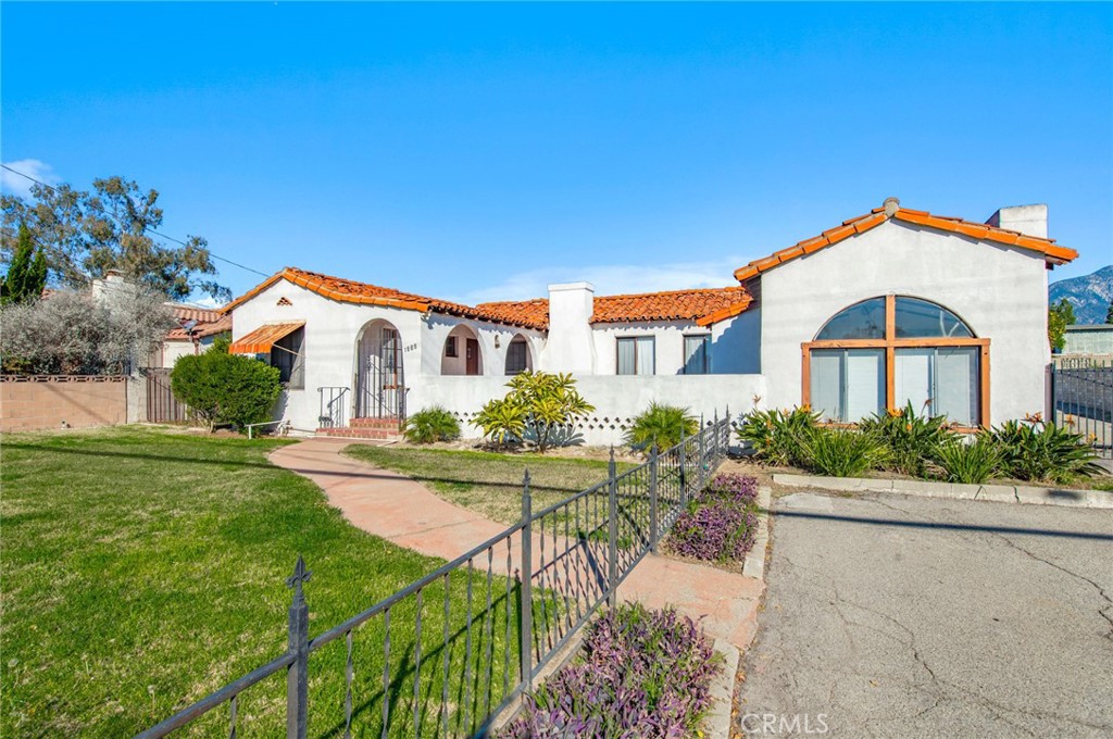 1885 West 9th Street Upland, CA 91786 - Photo 3 of 41 a house view with a outdoor space