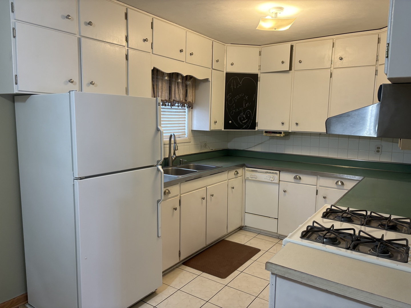 1164 Westview Drive Rochelle, IL 61068 - Photo 7 of 20