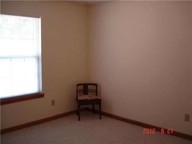 5715 Misty Ridge Circle Indianapolis, IN 46237 - Photo 12 of 15 Gallery Image 12