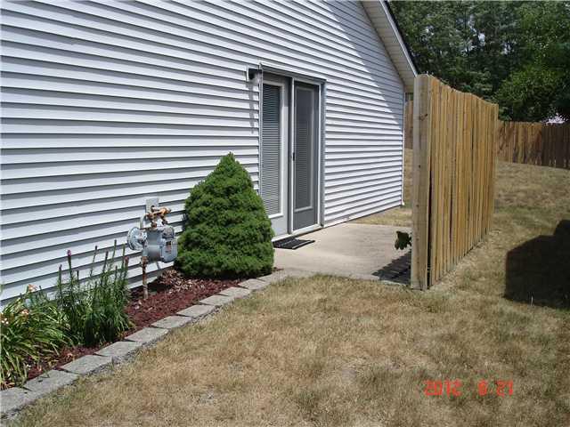 5715 Misty Ridge Circle Indianapolis, IN 46237 - Photo 14 of 15 Gallery Image 14
