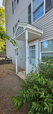 $1,400 | 19 Mc Donald Street, Unit B, Spencer, MA 01562