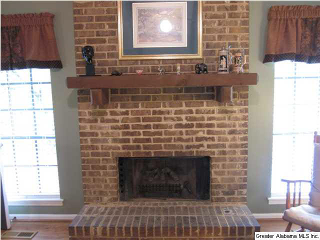 1764 Indian Hills Road Pelham, AL 35124 - Photo 9 of 32