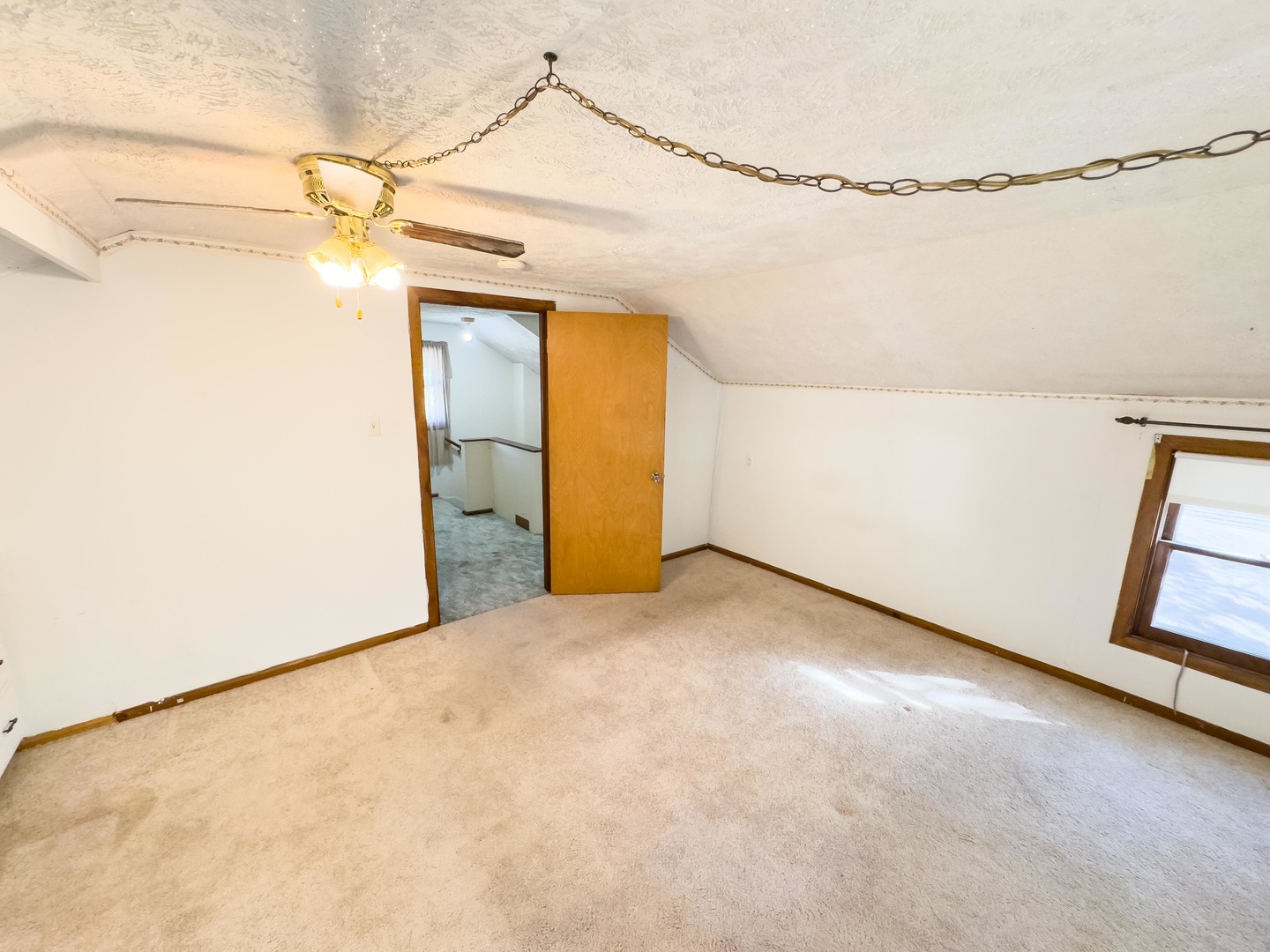 702 East Timber Street Pontiac, IL 61764 - Photo 18 of 24 a view of an empty room