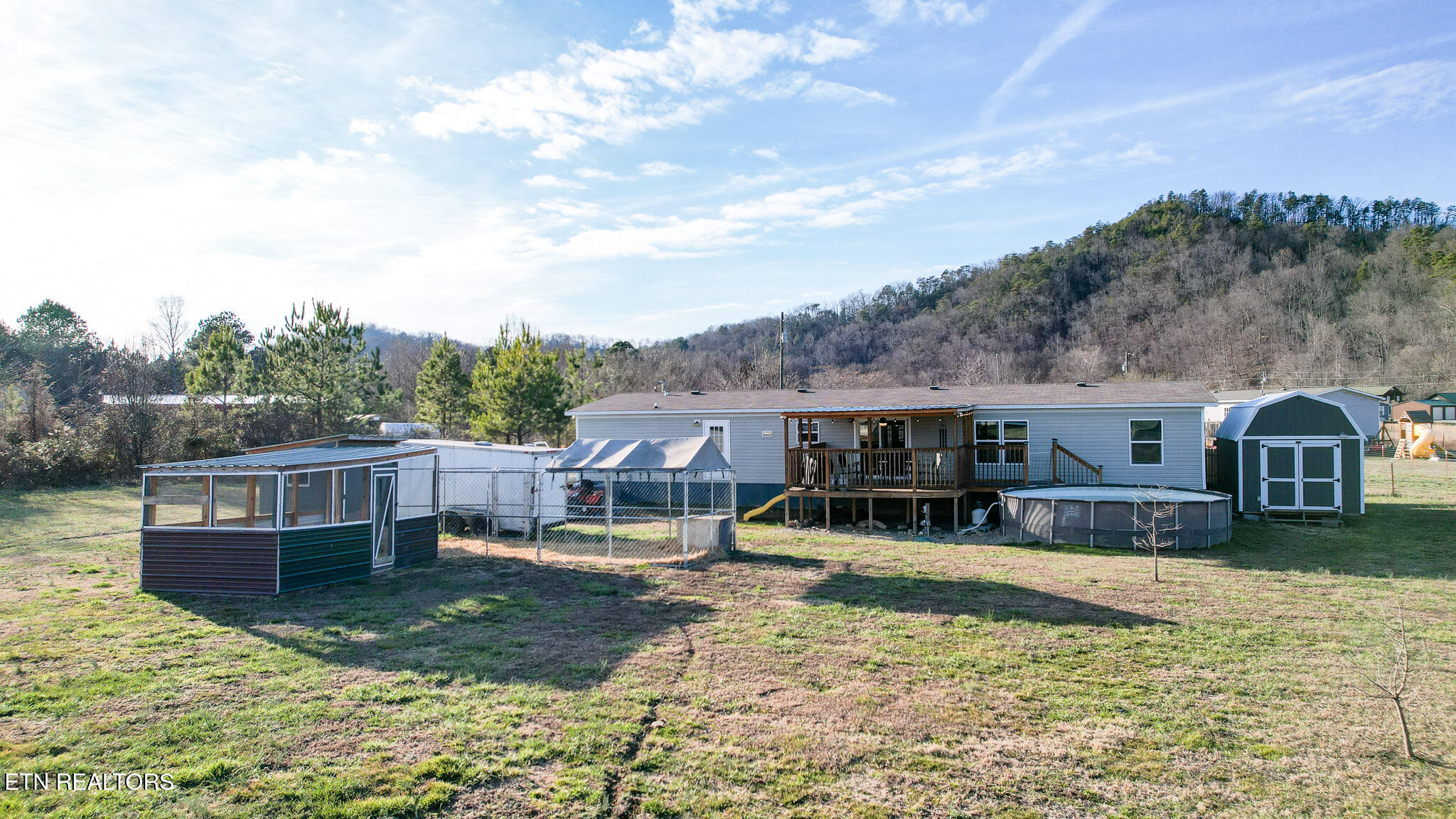 167 Millstone Way Cosby, TN 37722 - Photo 4 of 50 DJI_0075