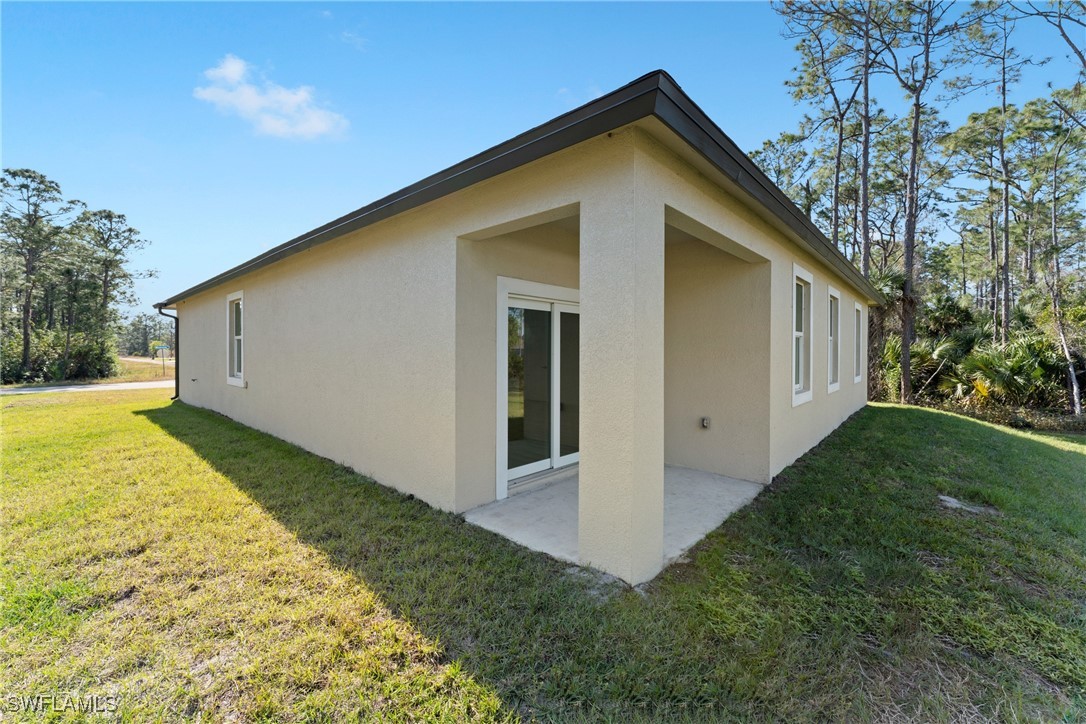 568 Woodview Drive Lehigh Acres, FL 33972 - Photo 28 of 38