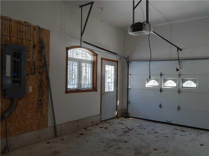 53 A Coveside Road South Bristol, ME 04568 - Photo 31 of 34 Parking Lot/Garage. Single bay...