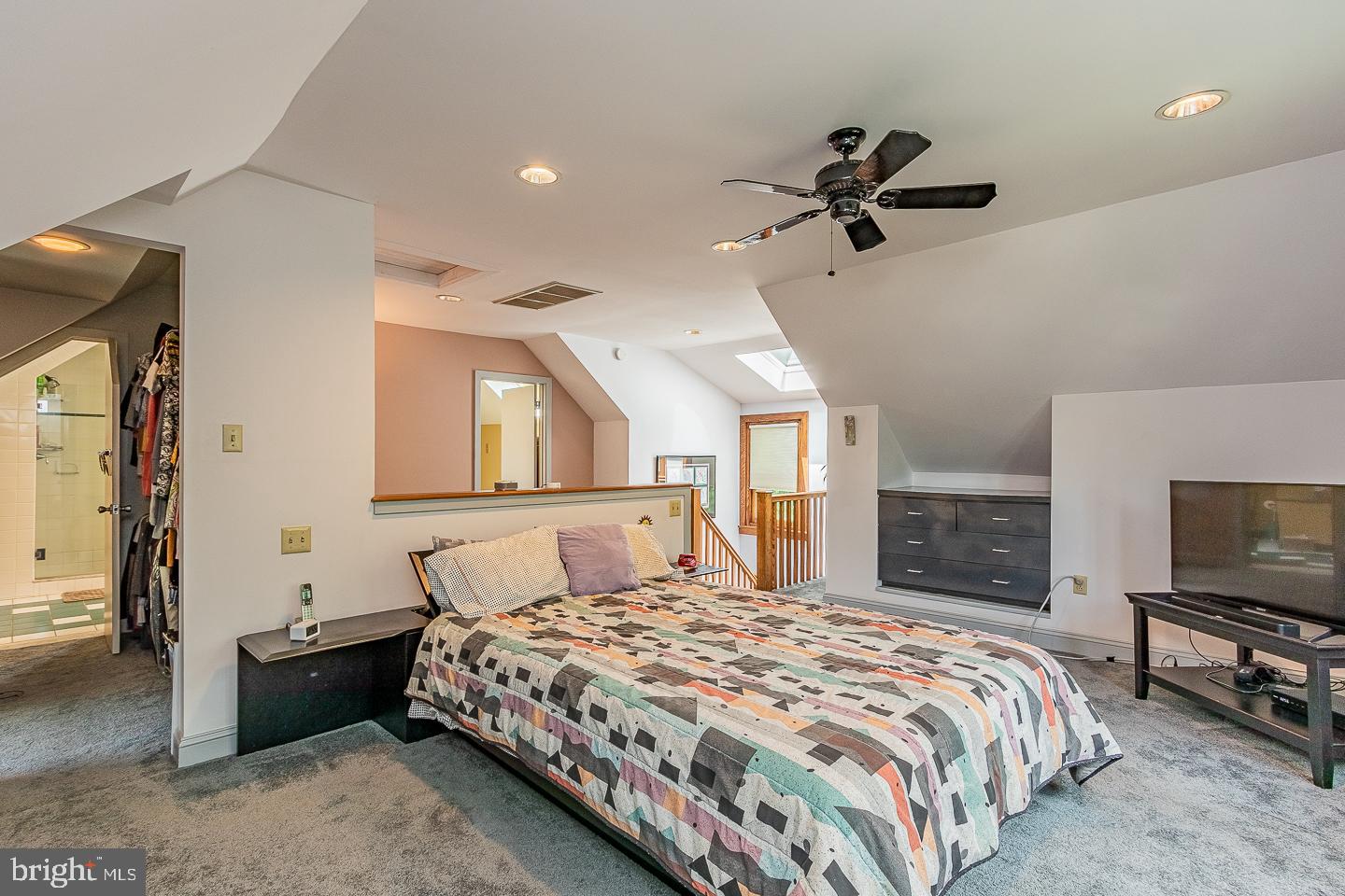 22 Tenby Road Havertown, PA 19083 - Photo 31 of 43 Master suite