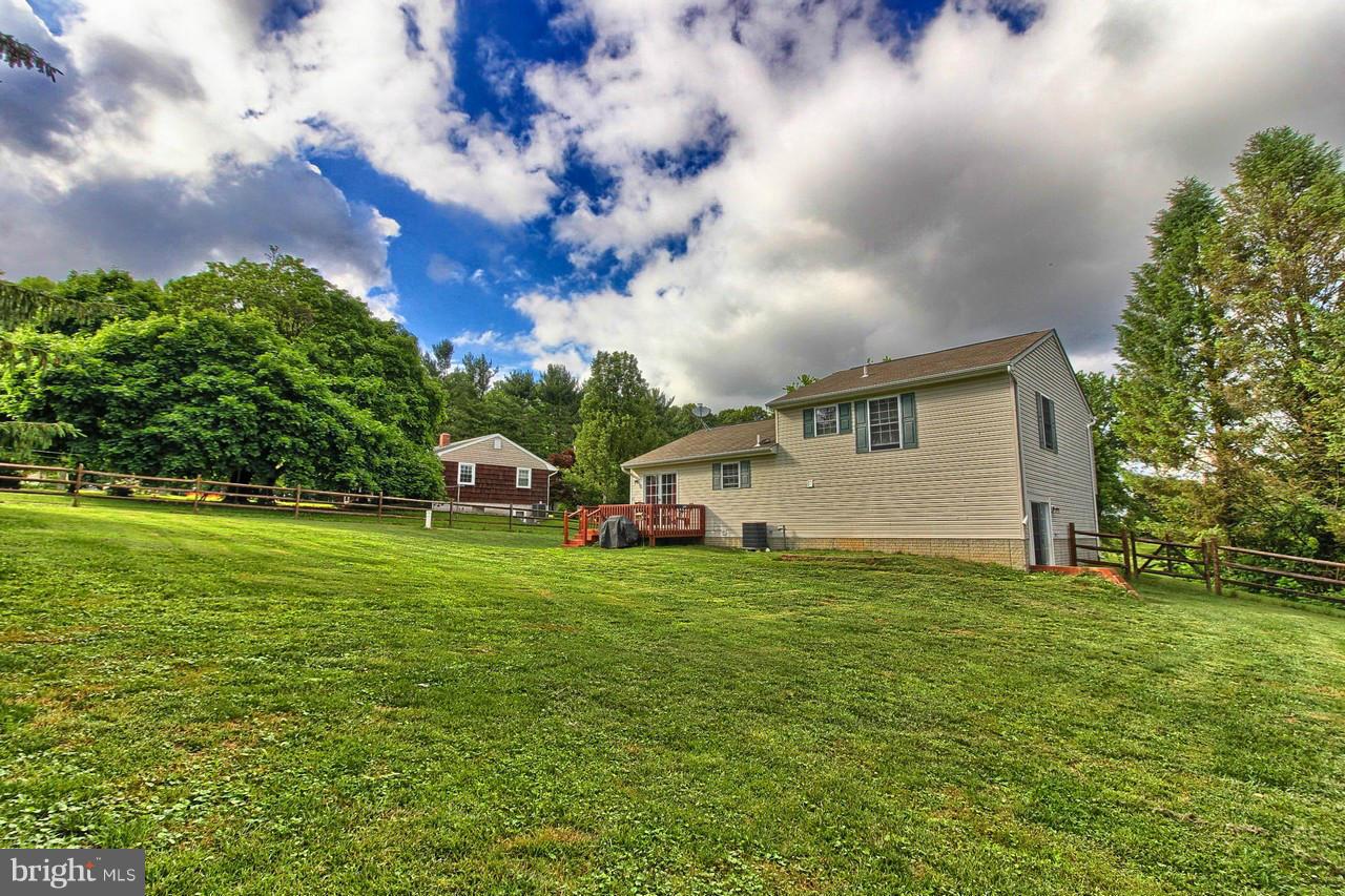 4203 North Hunter Road Hampstead, MD 21074 - Photo 23 of 25 Exterior (Rear)
