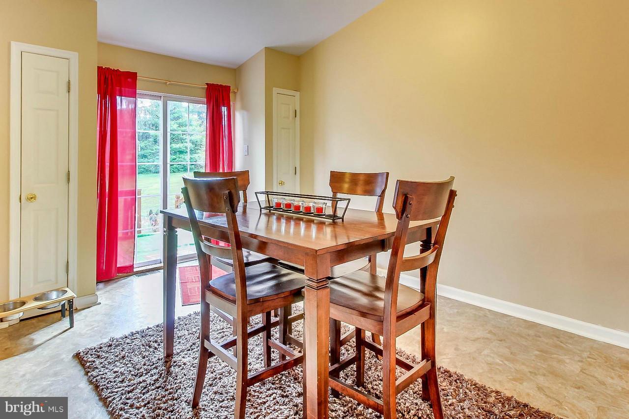 4203 North Hunter Road Hampstead, MD 21074 - Photo 8 of 25 Dining Room