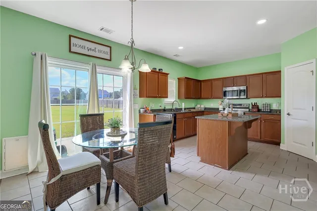 $315,000 | 17 Sagefield Drive, Ellabell, GA 31308