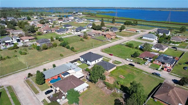 $150,000 | 8504 Squadron Drive, Chalmette, LA 70043