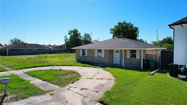 $150,000 | 8504 Squadron Drive, Chalmette, LA 70043
