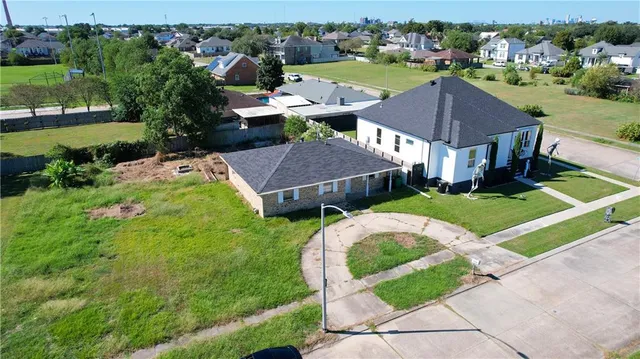 $150,000 | 8504 Squadron Drive, Chalmette, LA 70043