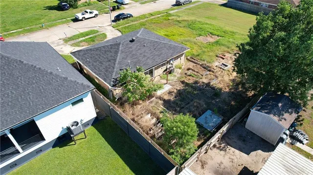 $150,000 | 8504 Squadron Drive, Chalmette, LA 70043