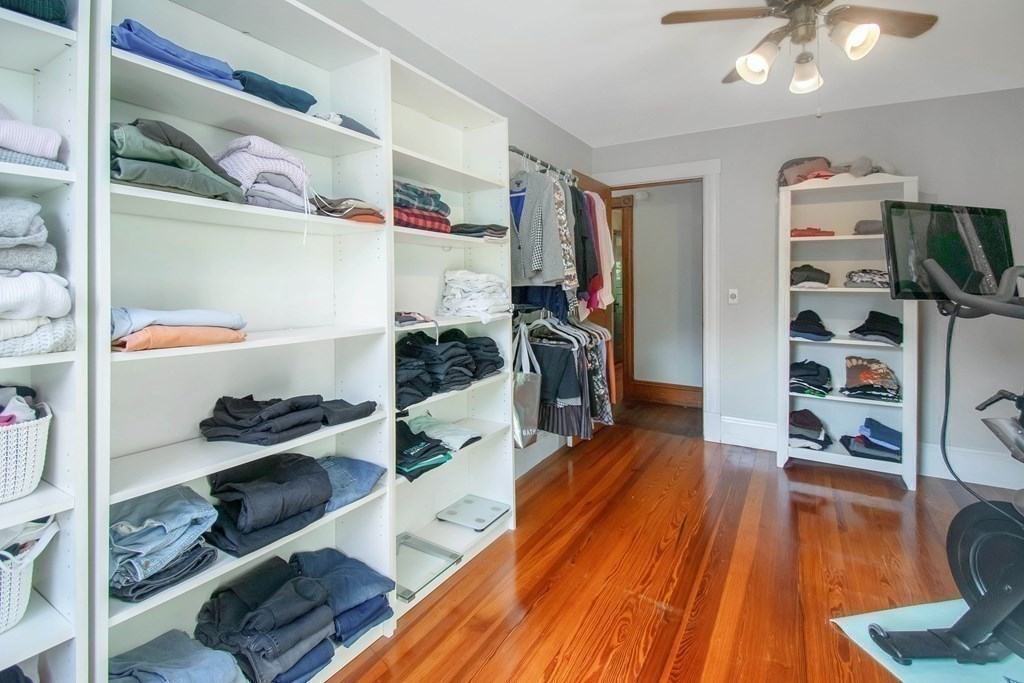 27 Castle Street Springfield, MA 01118 - Photo 33 of 40 Gallery Image 33
