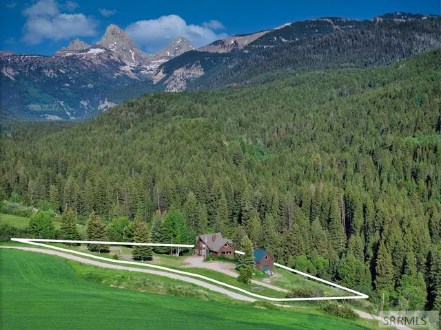 $2,195,000 | 475-alta East Ski Hill Road, Alta, WY 83414