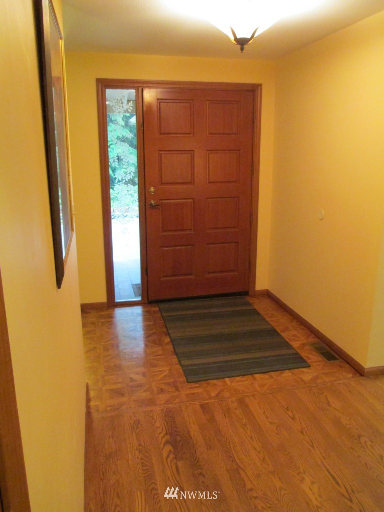 2520 Walnut Road Northwest Olympia, WA 98502 - Photo 2 of 17 Gallery Image 2