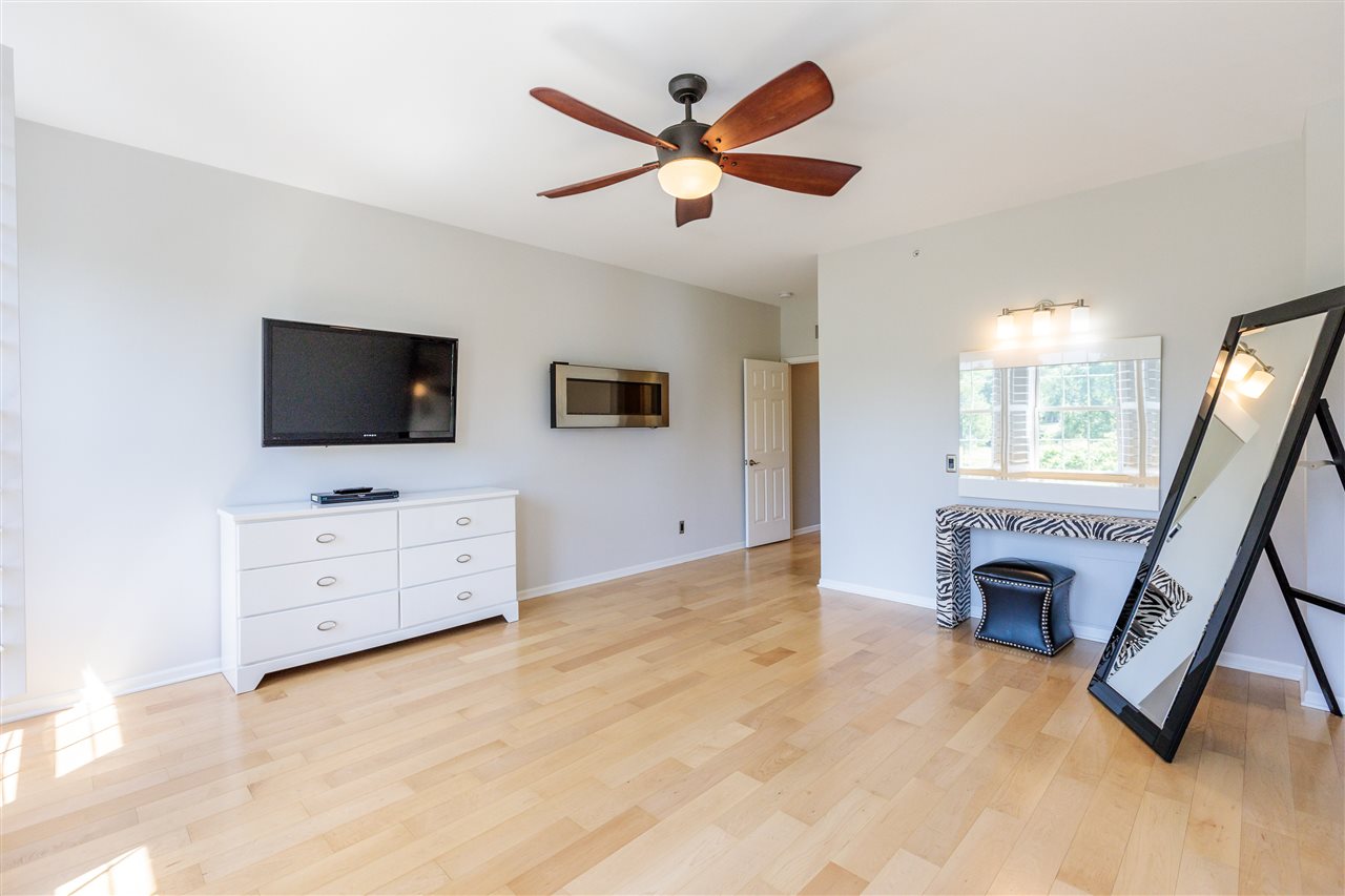 206 Mill Street Rochester, MI 48307 - Photo 32 of 42 50021289-31.JPG
