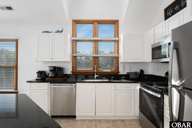 $1,075,000 | 440 Myrtle Pond Road, Corolla, NC 27927