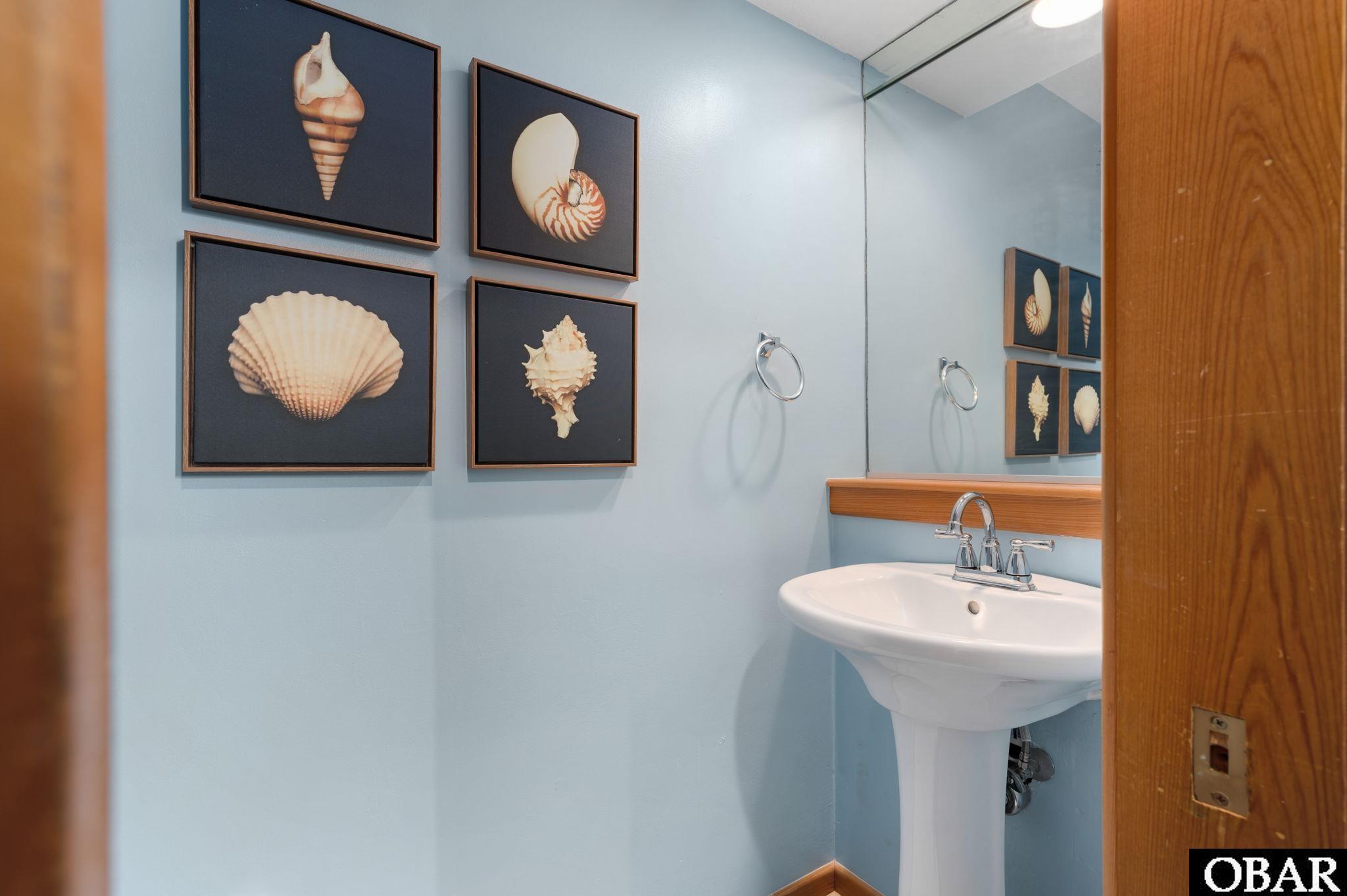 440 Myrtle Pond Road Corolla, NC 27927 - Photo 22 of 50 ML Landing Half Bath