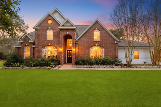 $629,500 | 18919 Wildrose Lane, Tomball, TX 77377