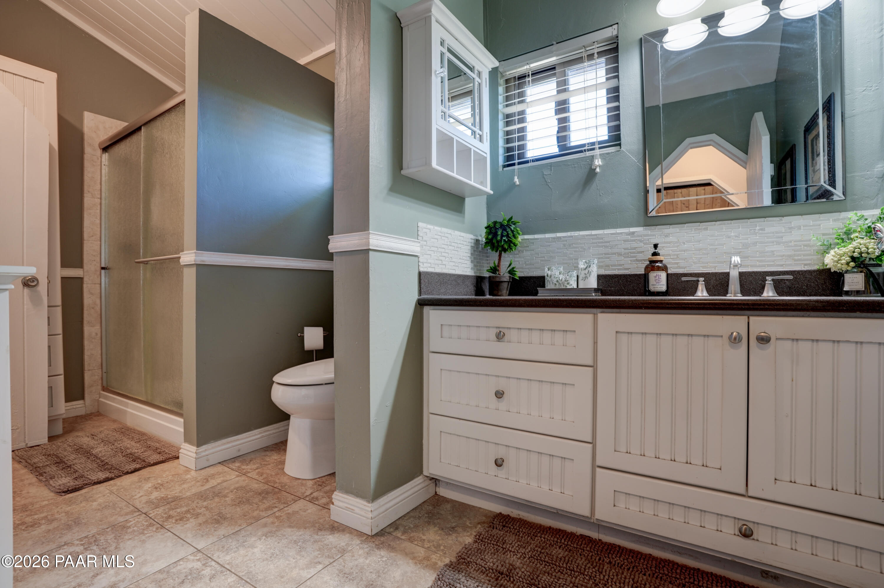 1963 Idylwild Road Prescott, AZ 86305 - Photo 17 of 54 Primary Bathroom